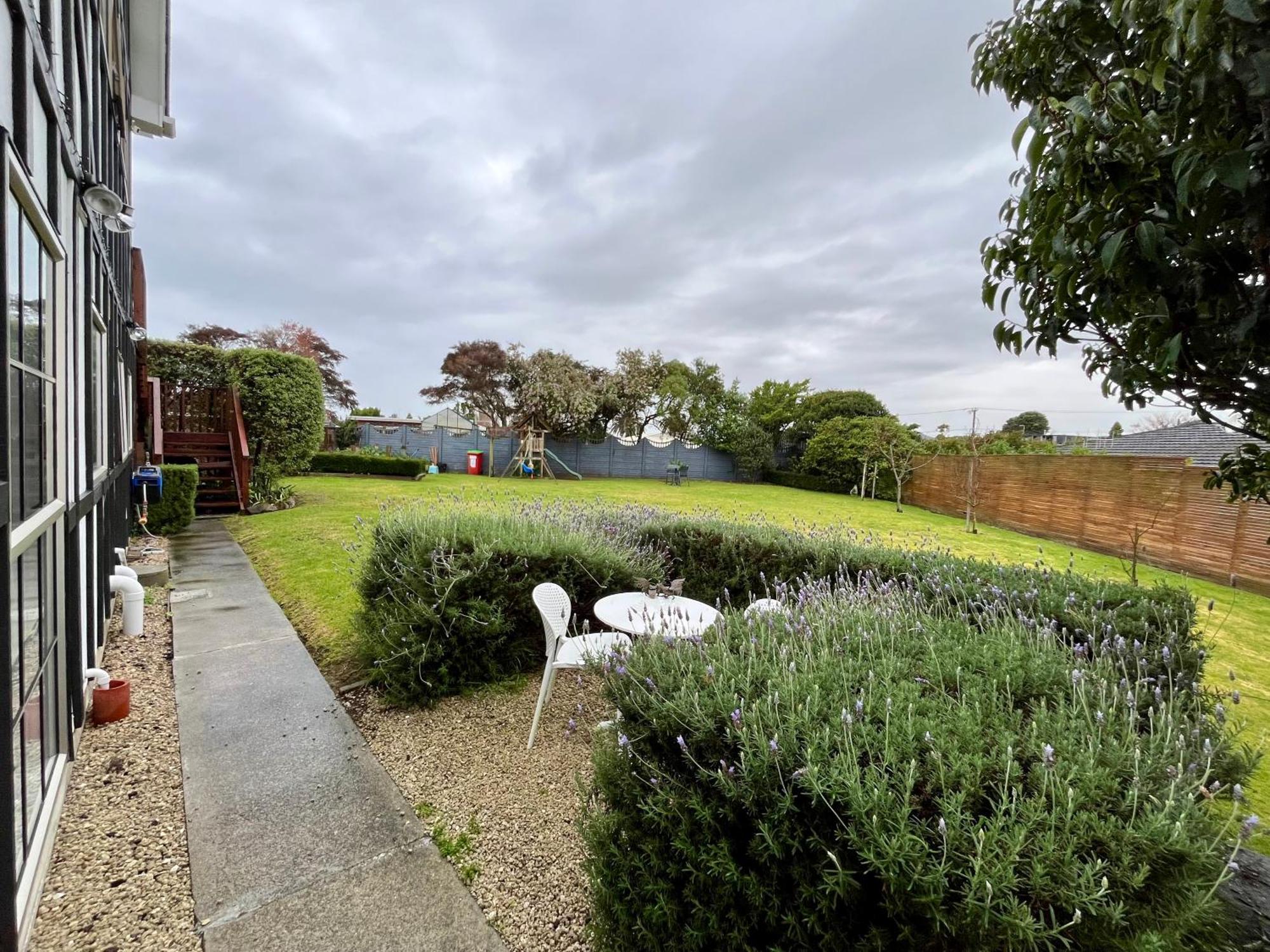 Tudor Manor Bed & Breakfast Paraparaumu Ngoại thất bức ảnh