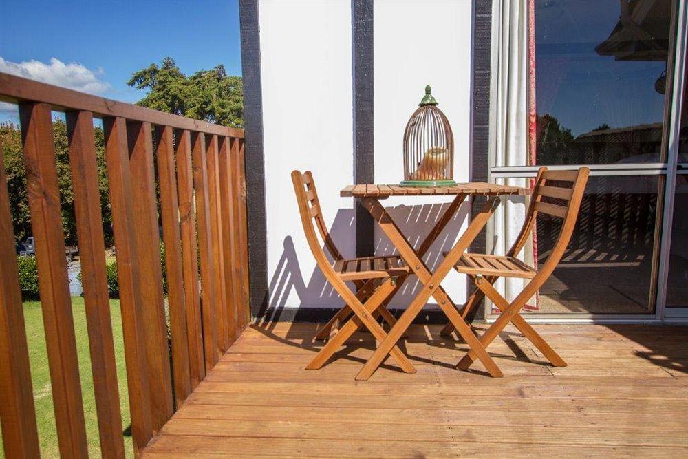 Tudor Manor Bed & Breakfast Paraparaumu Ngoại thất bức ảnh
